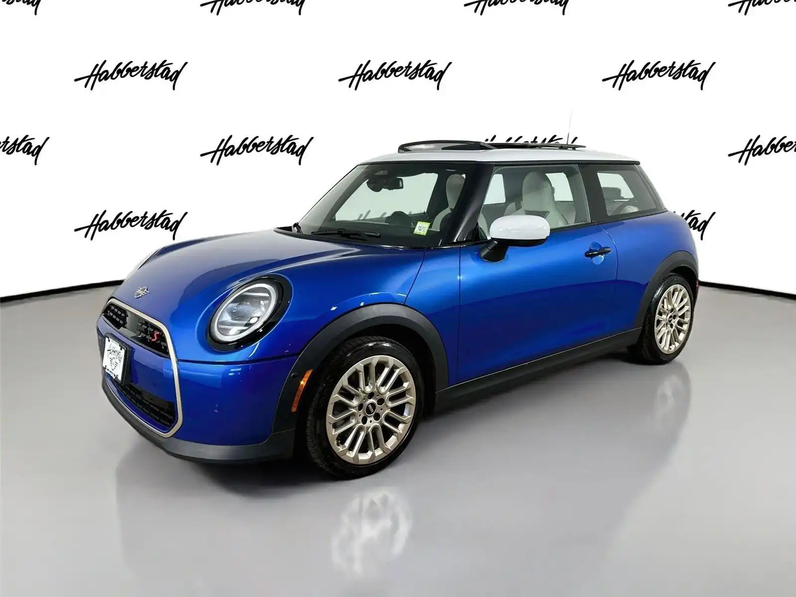 2025 MINI Hardtop Cooper S's photo