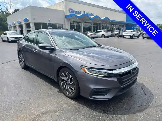 2022 Honda Insight Touring's photo