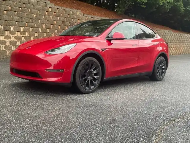 2022 Tesla Model Y Long Range Dual Motor All-Wheel Drive's photo