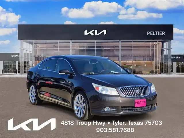 2013 Buick LaCrosse Touring's photo