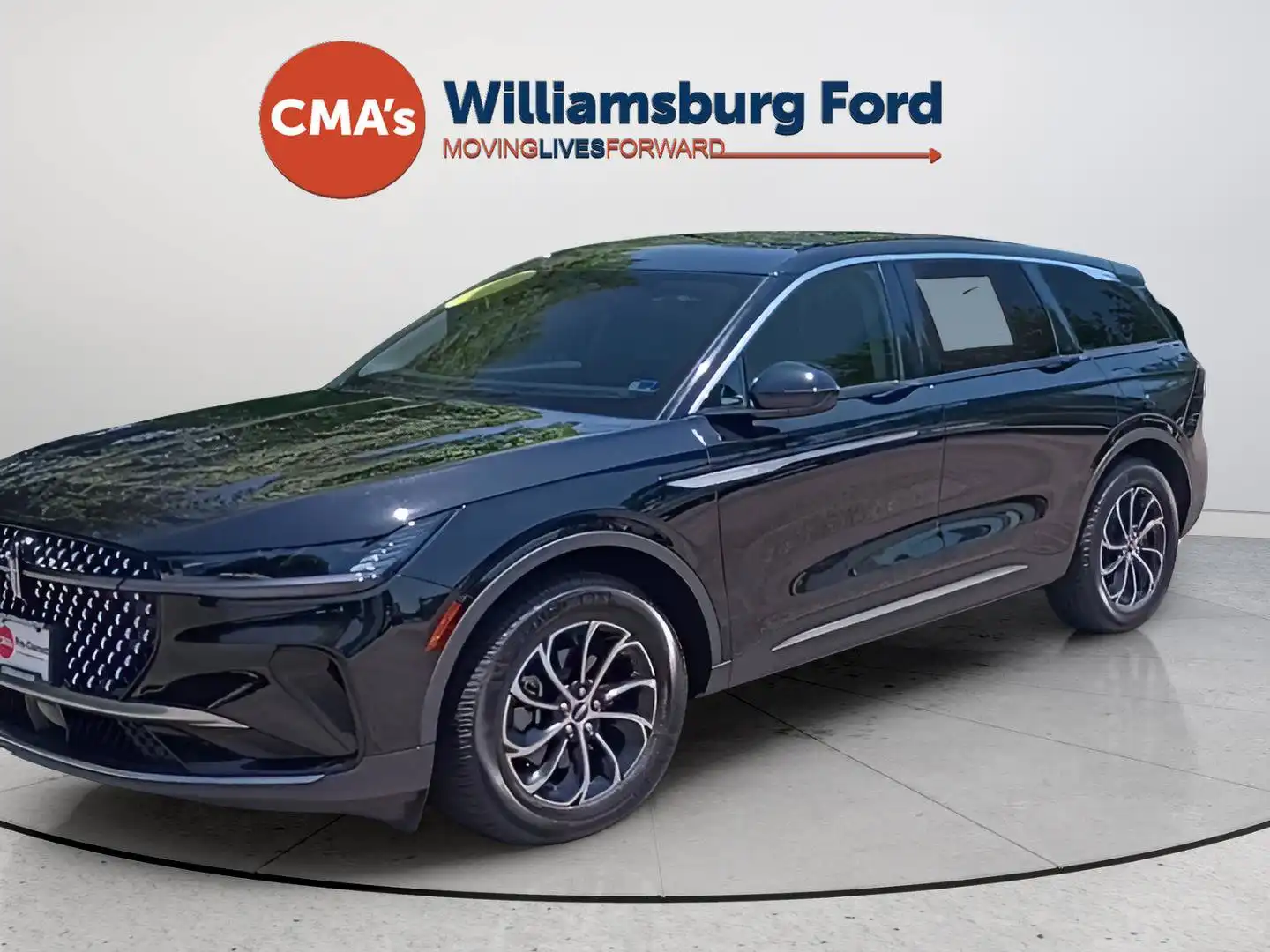 2025 Lincoln Nautilus Premiere AWD's photo
