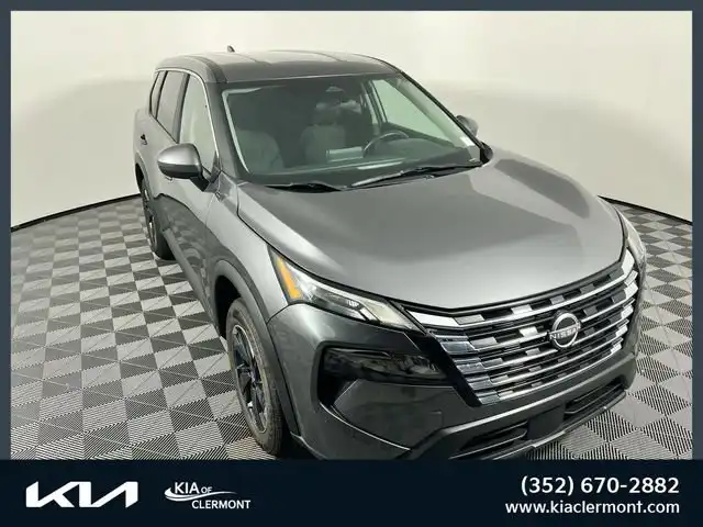 2024 Nissan Rogue SV FWD's photo