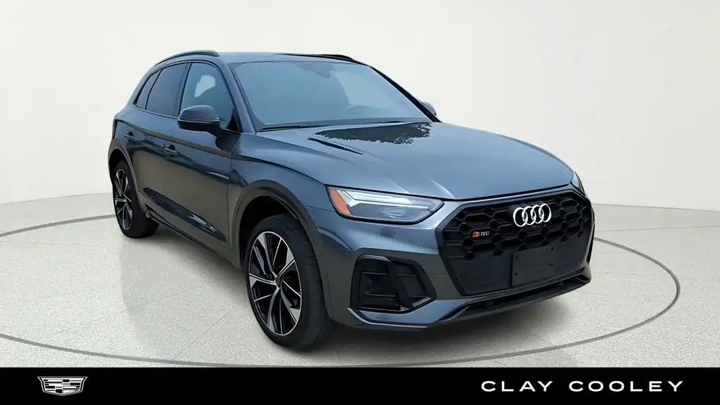2023 Audi SQ5 Premium Plus's photo