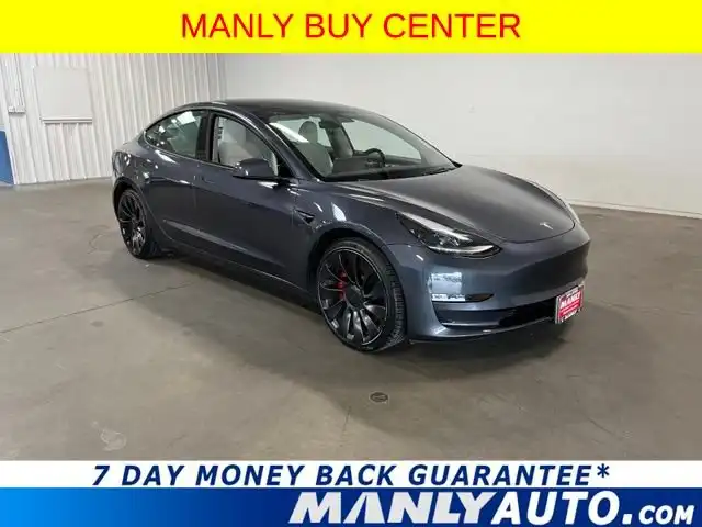 2023 Tesla Model 3 Performance's photo