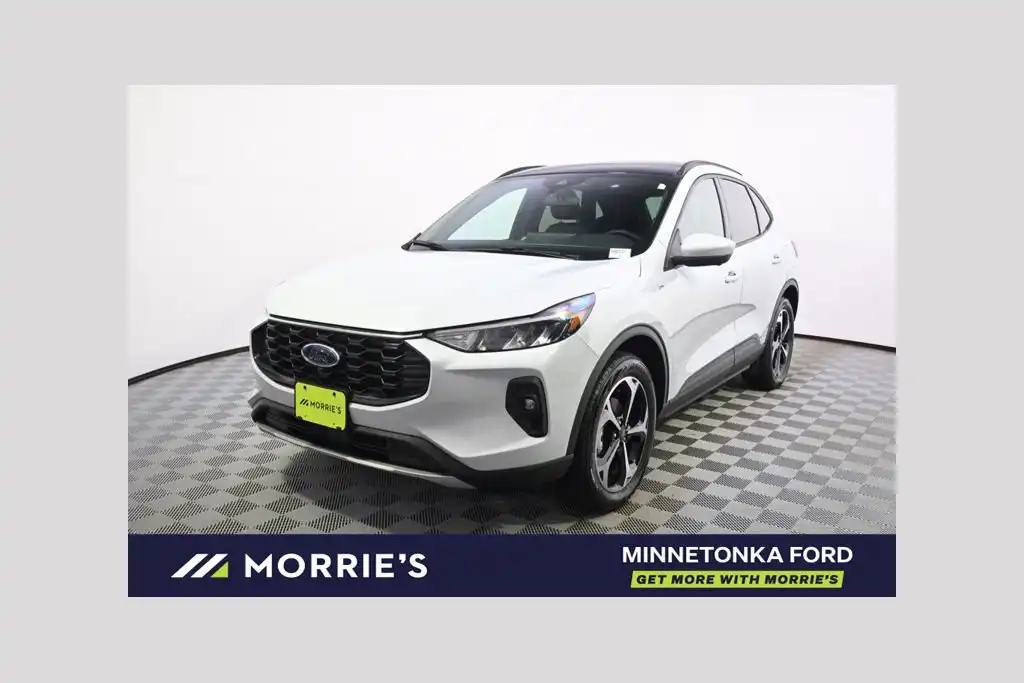 2025 Ford Escape ST-Line Select AWD 2.0L's photo