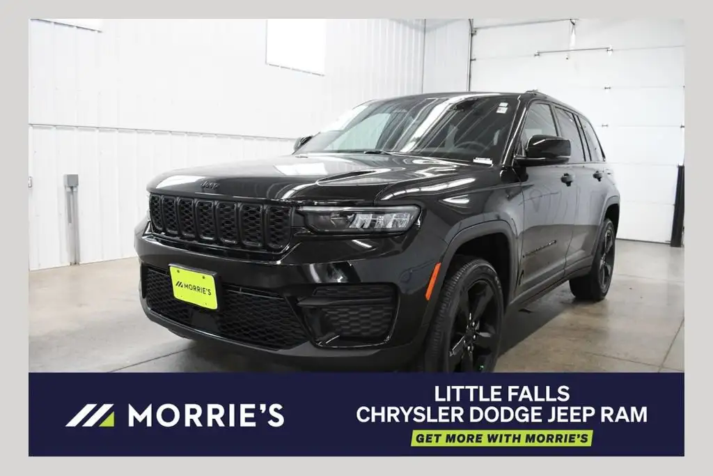 2023 Jeep Grand Cherokee Altitude X 4x4's photo