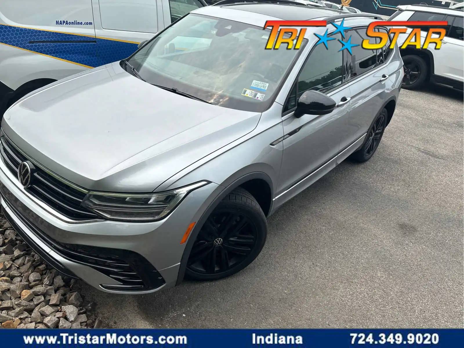 2022 Volkswagen Tiguan 2.0T SE R-Line Black 4Motion's photo