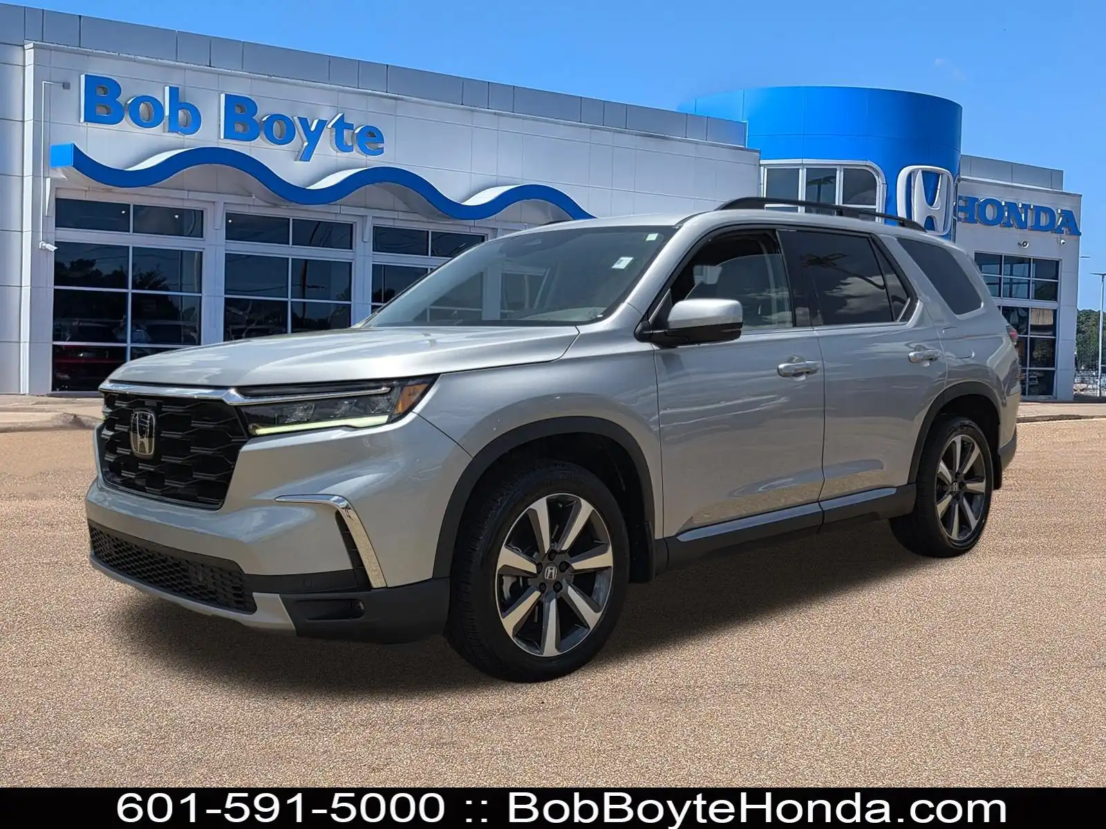 2024 Honda Pilot Touring AWD's photo
