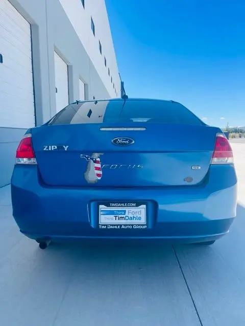 2010 Ford Focus SE photo 5