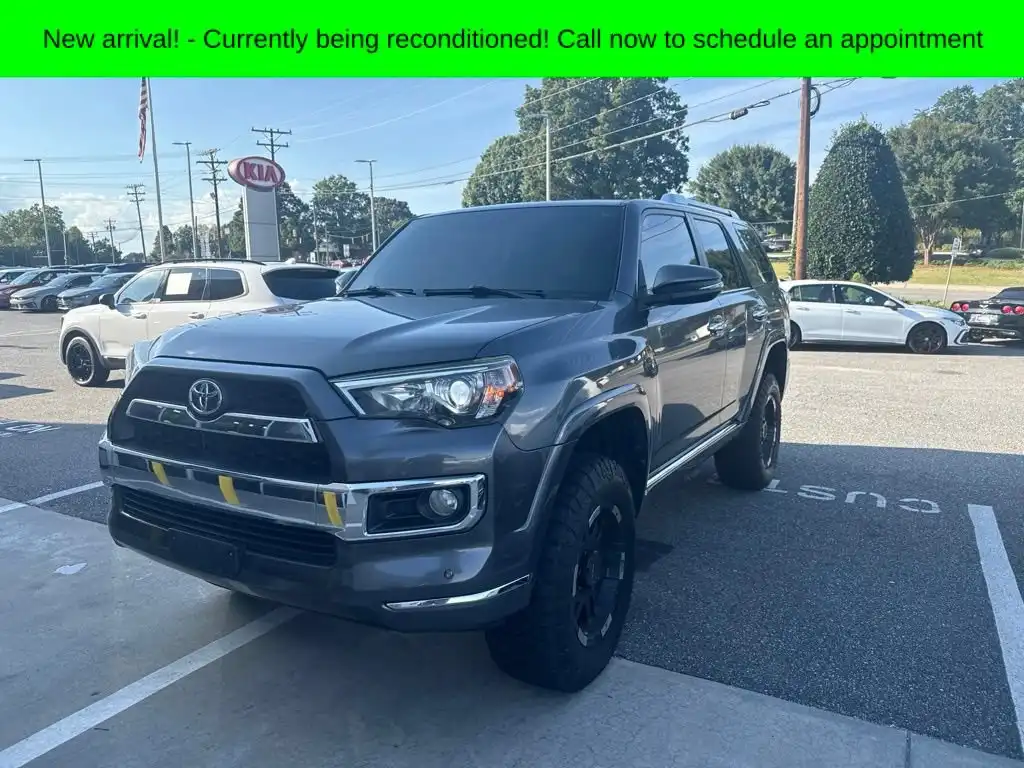 2015 Toyota 4Runner Limited 4WD V6's photo