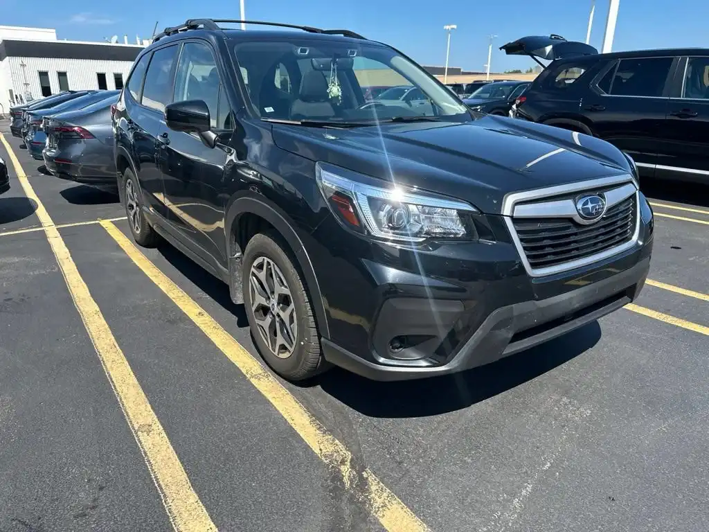 2019 Subaru Forester Premium's photo