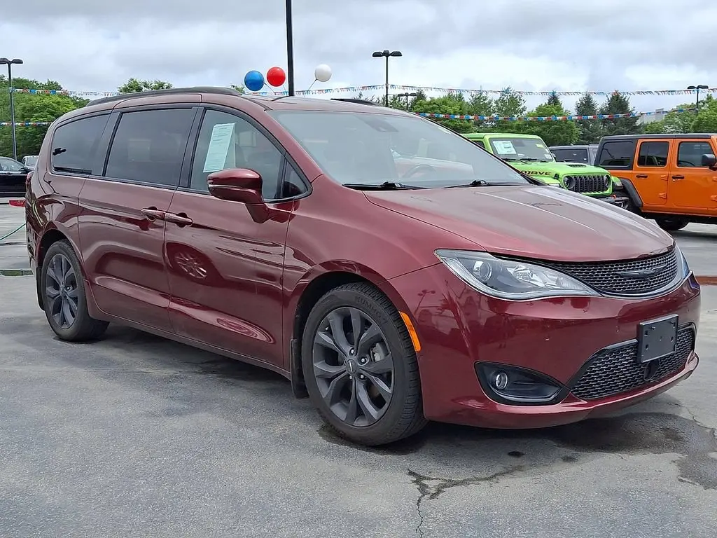Vehicle Image 1