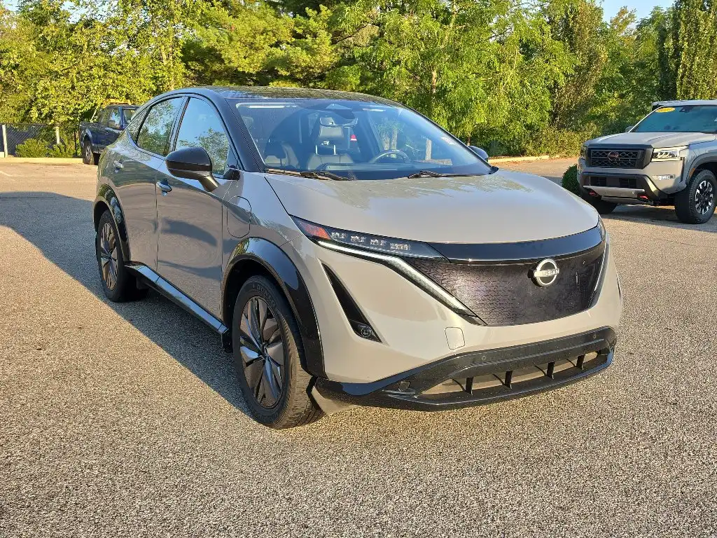 2024 Nissan Ariya Engage+ AWD's photo