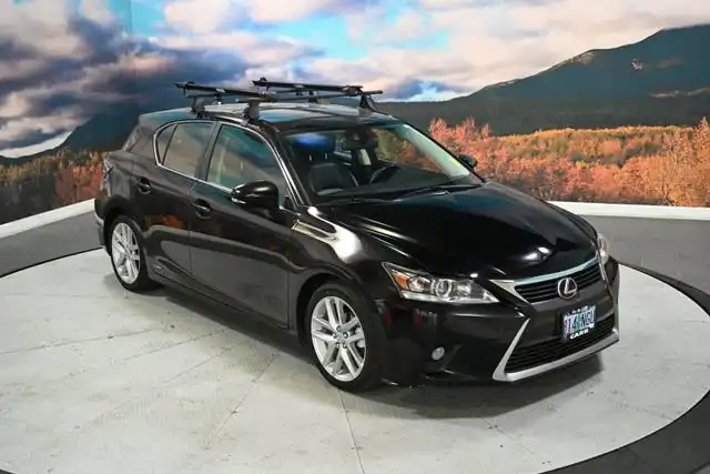 2014 Lexus CT 200h 200h's photo