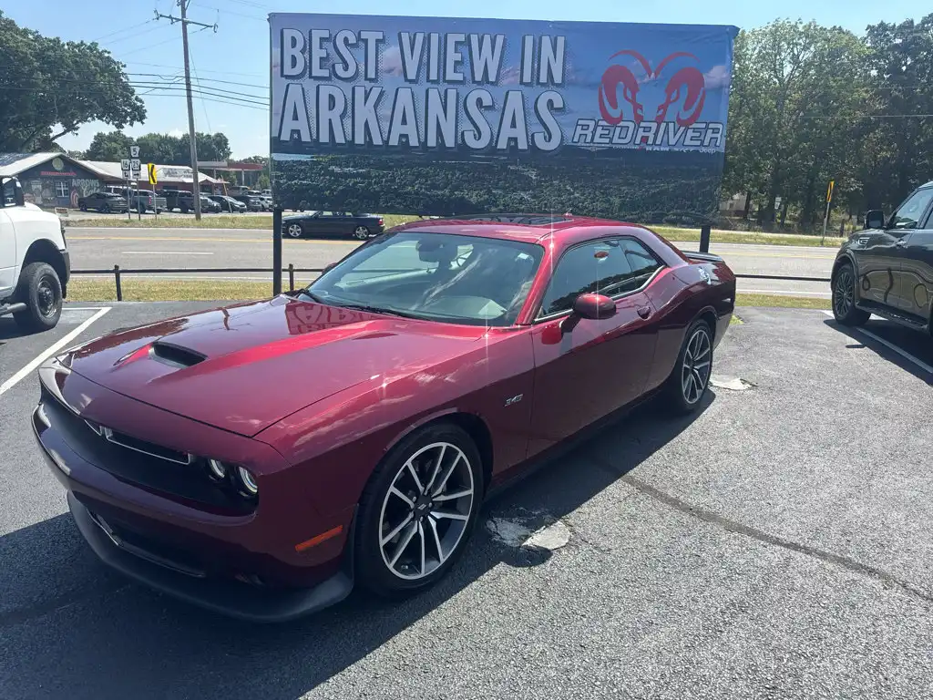 2023 Dodge Challenger R/T's photo