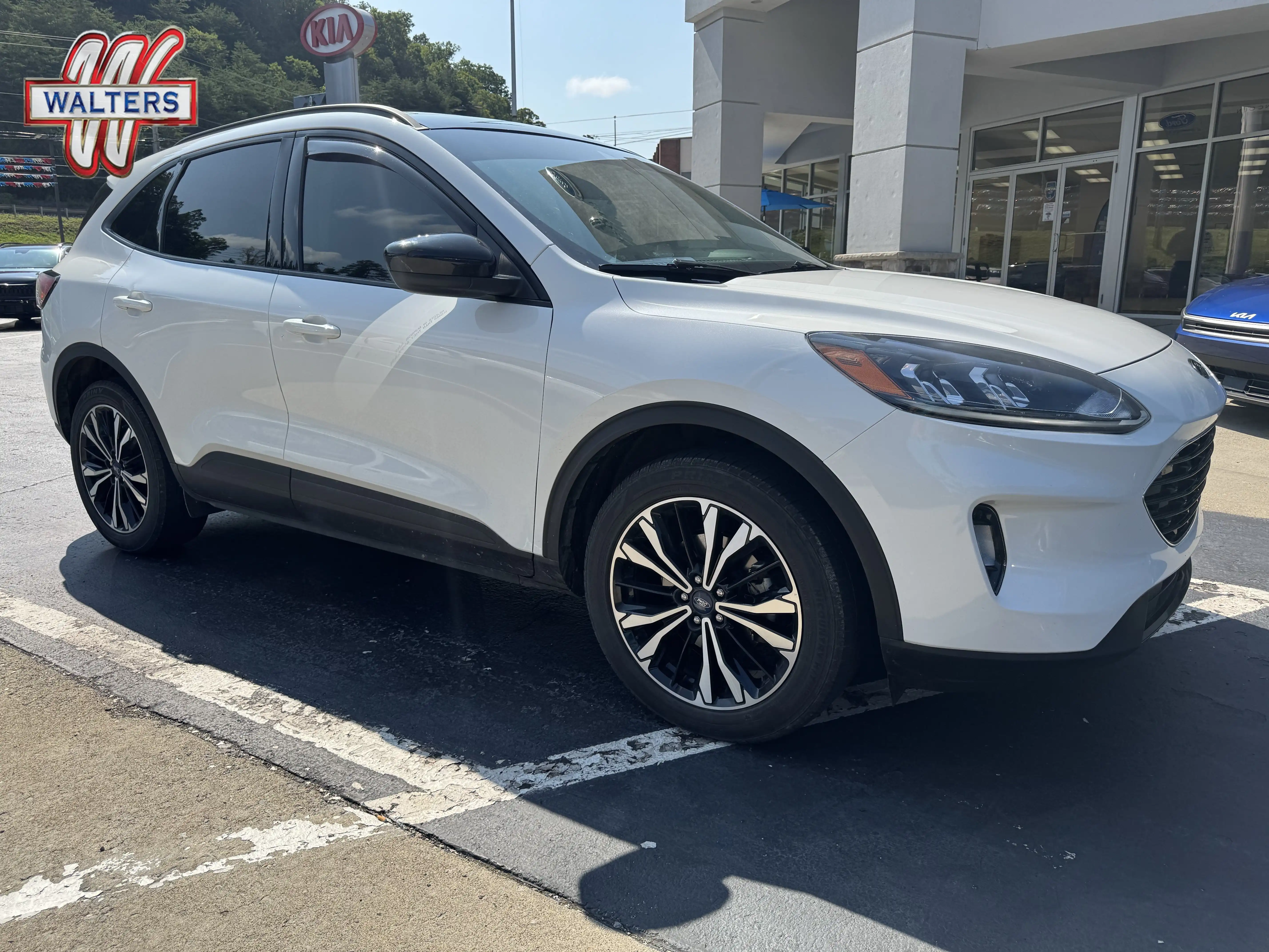 2022 Ford Escape SEL AWD 2.0L's photo