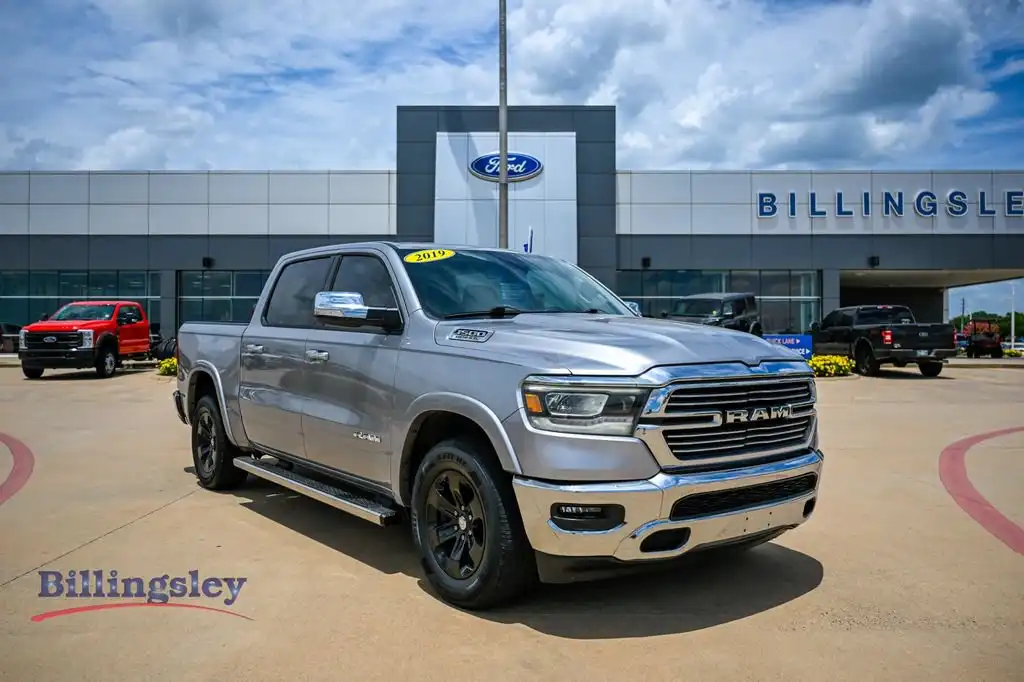 2019 RAM 1500 Laramie 4x4 Crew Cab 5'7's photo
