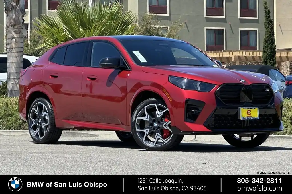 2024 BMW X2 M35i's photo