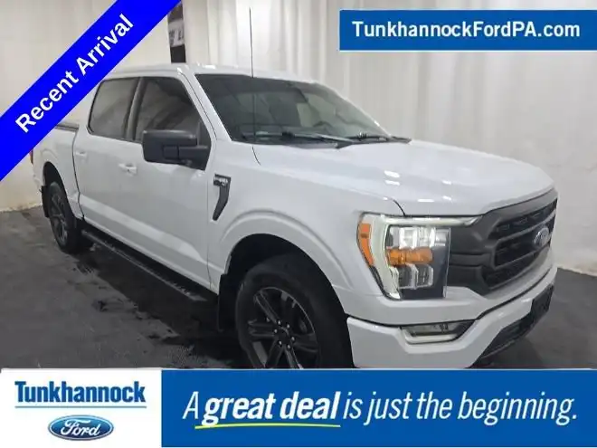 2023 Ford F-150 XLT 4x4 SuperCrew 145 in's photo