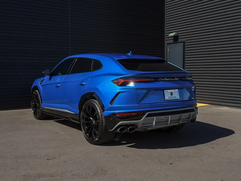 2019 Lamborghini Urus 4.0 V8 photo 3