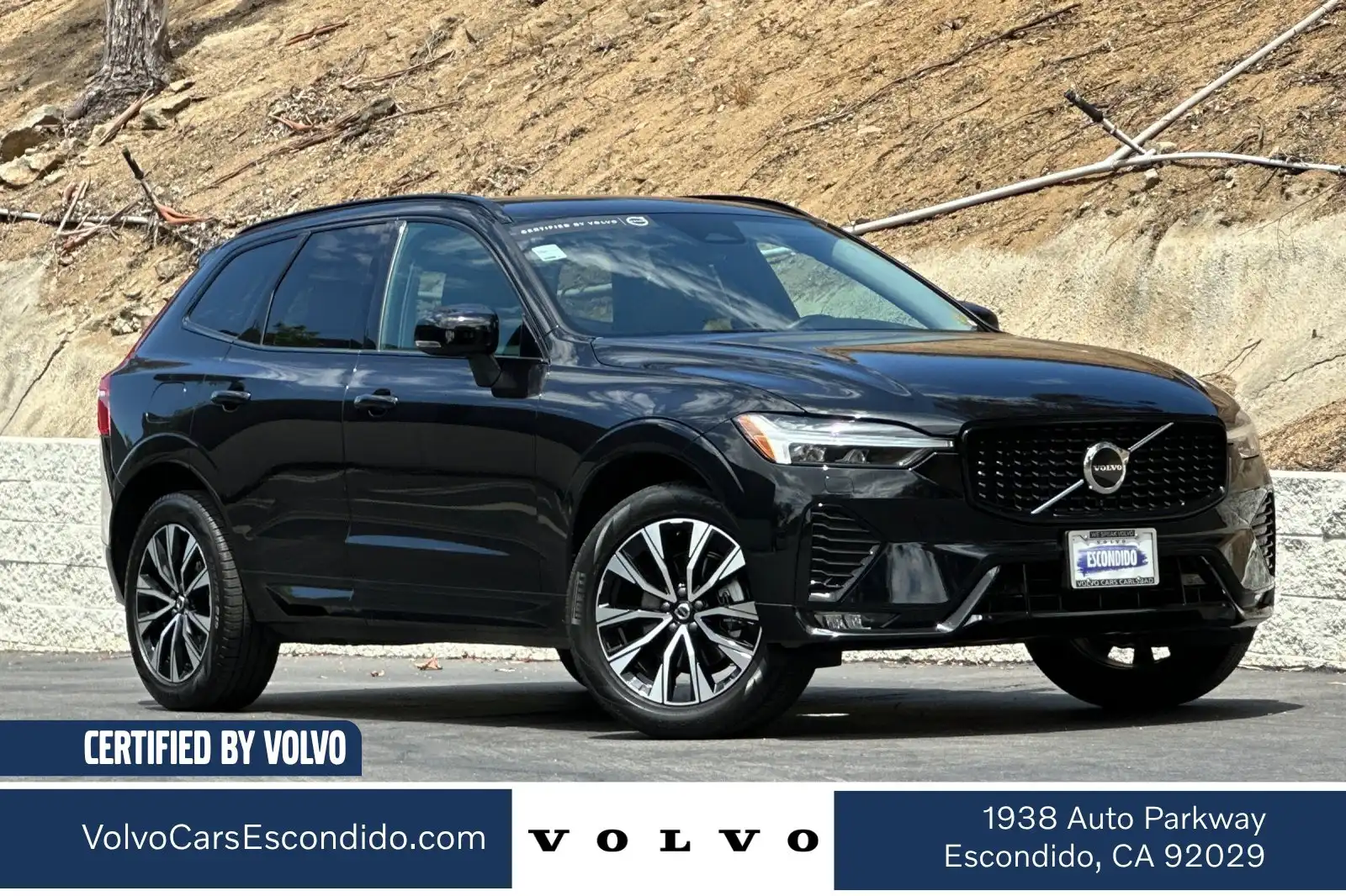 2025 Volvo XC60 B5 Core Dark AWD's photo