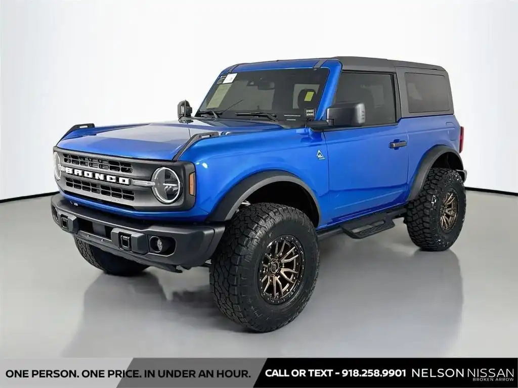 2023 Ford Bronco Black Diamond Mid (322A) 4x4's photo