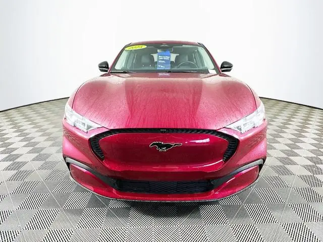 2025 Ford Mustang-Mach-e Select photo 5