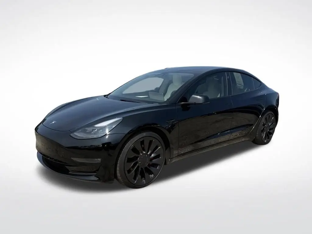 2023 Tesla Model 3 Performance photo 4
