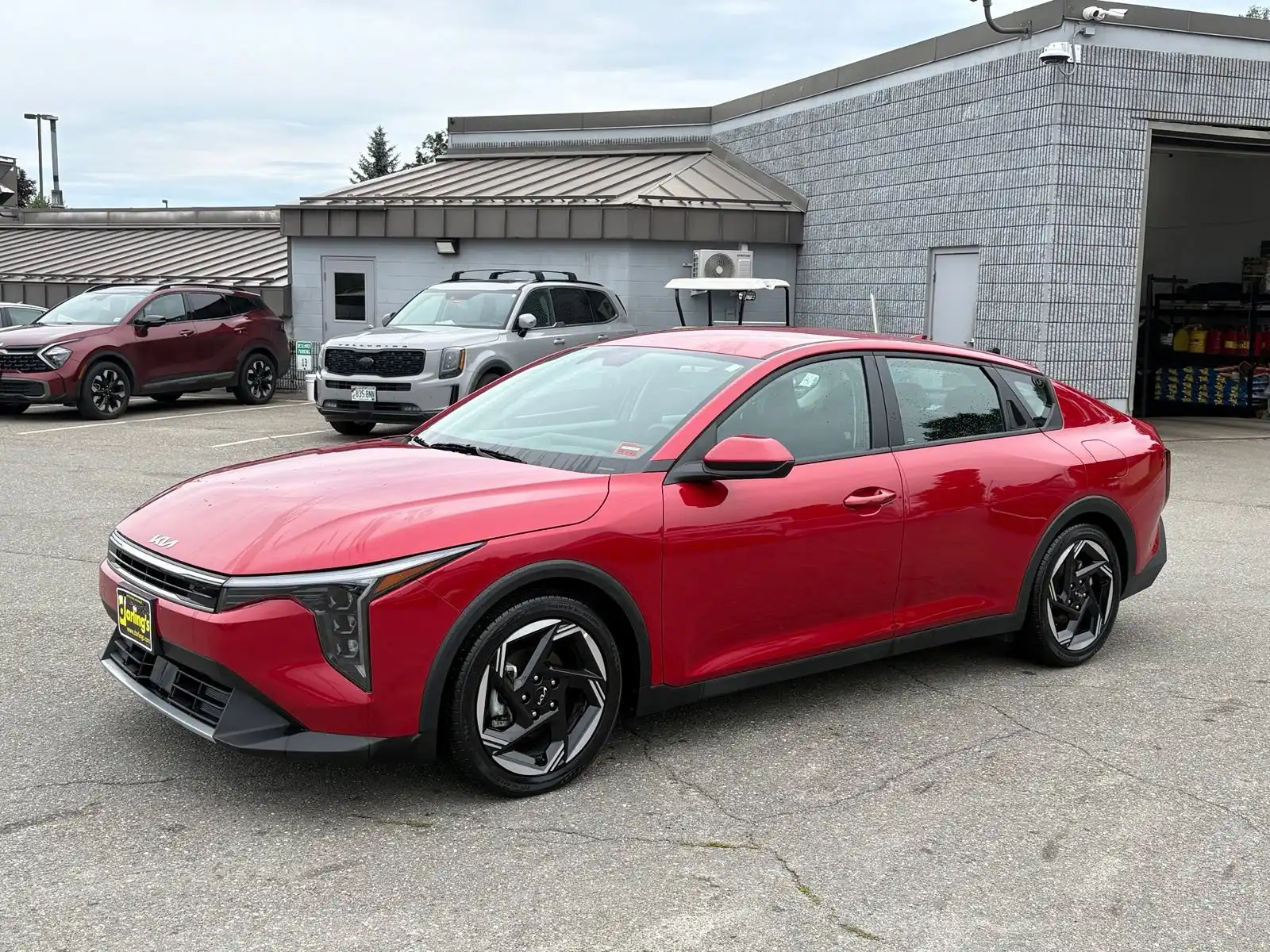 2025 Kia K4 EX AT's photo