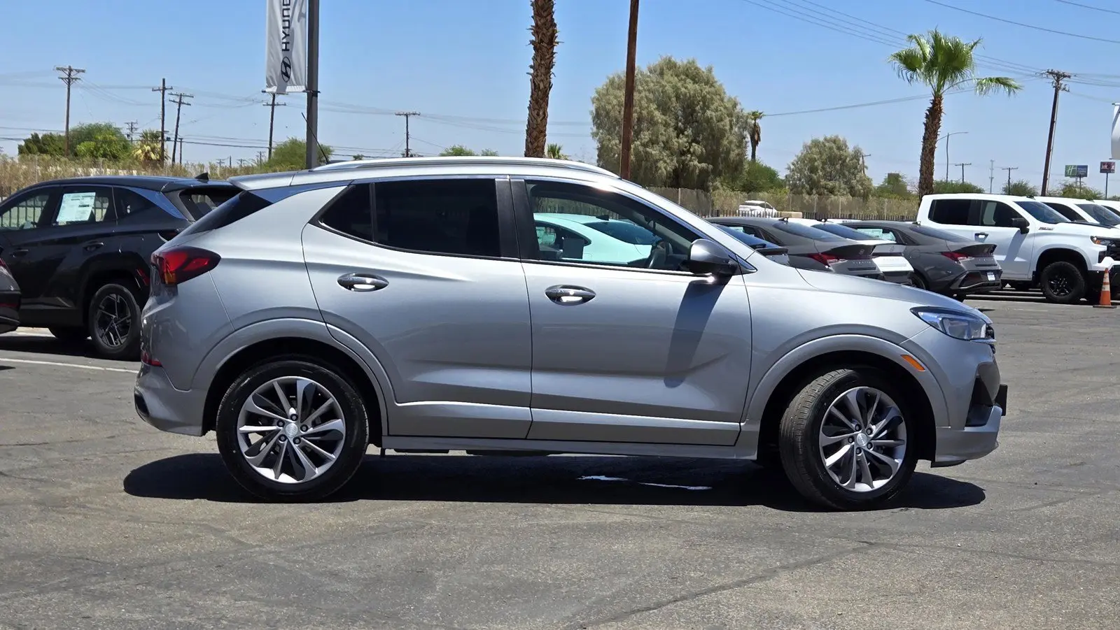 2023 Buick Encore GX Select photo 3