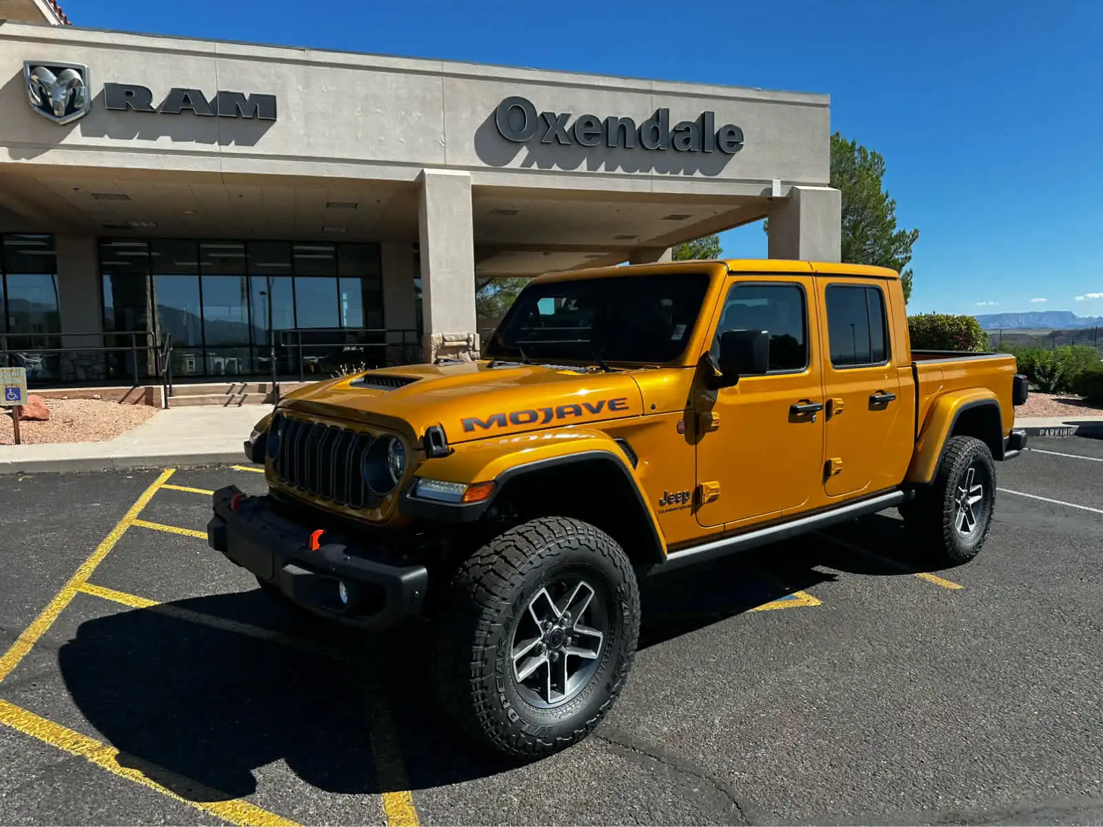 2026 Jeep Gladiator Mojave X Auto's photo