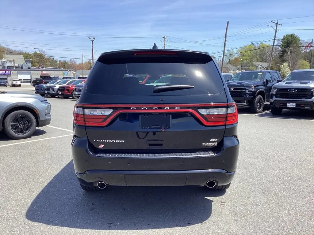 2025 Dodge Durango GT AWD photo 5