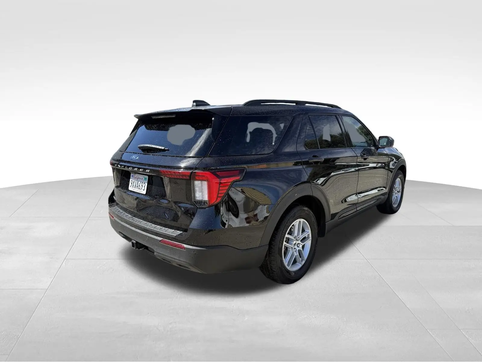 2026 Ford Explorer Active photo 3