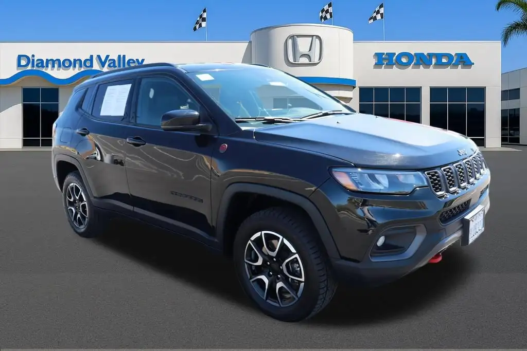 2024 Jeep Compass Trailhawk 4WD's photo