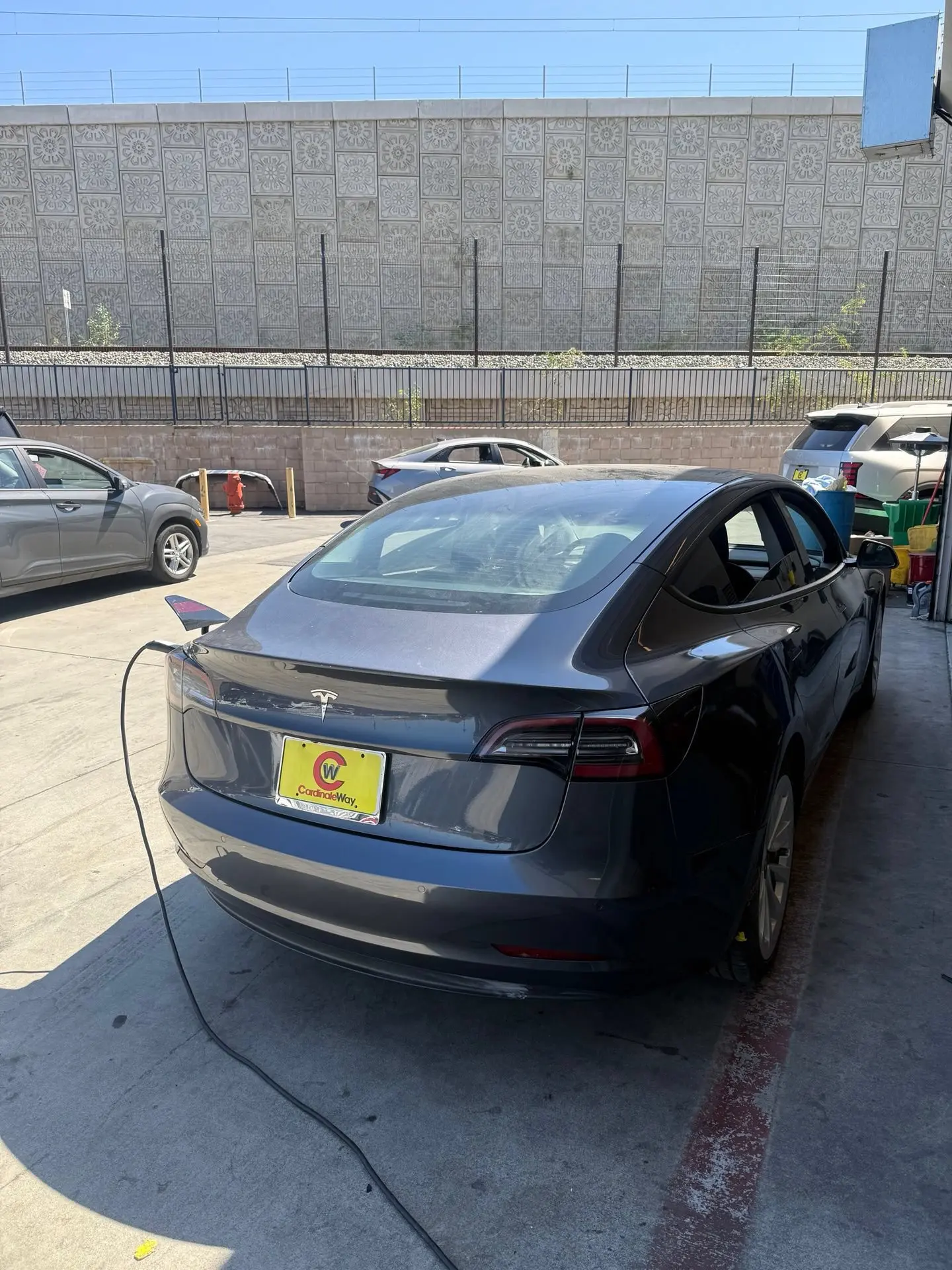 2021 Tesla Model 3 Standard Range Plus photo 4