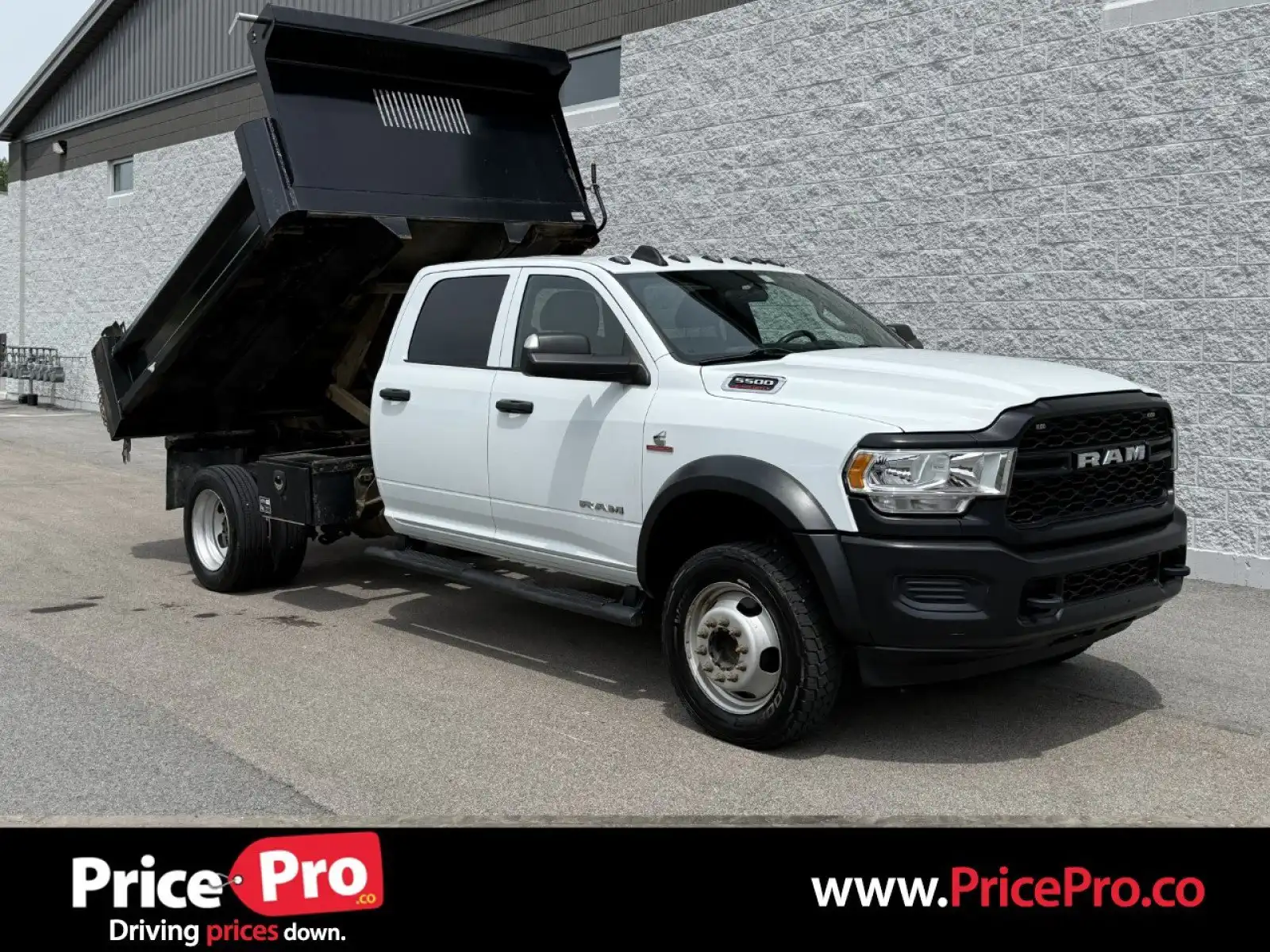 2022 RAM 5500 Tradesman 4X4 Crew Cab DRW 173" WB's photo