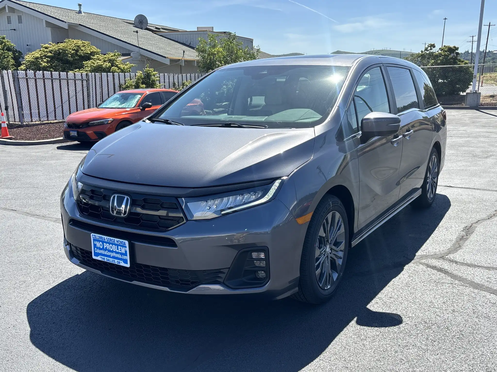 2026 Honda Odyssey Touring's photo