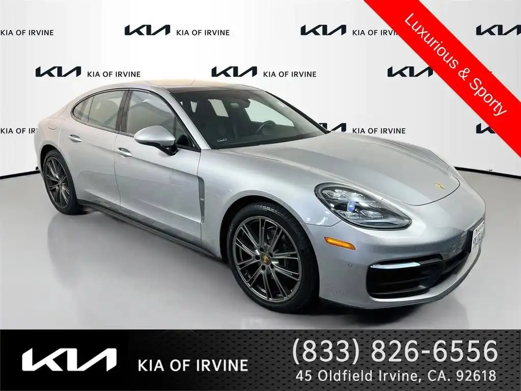 2022 Porsche Panamera Platinum Edition's photo