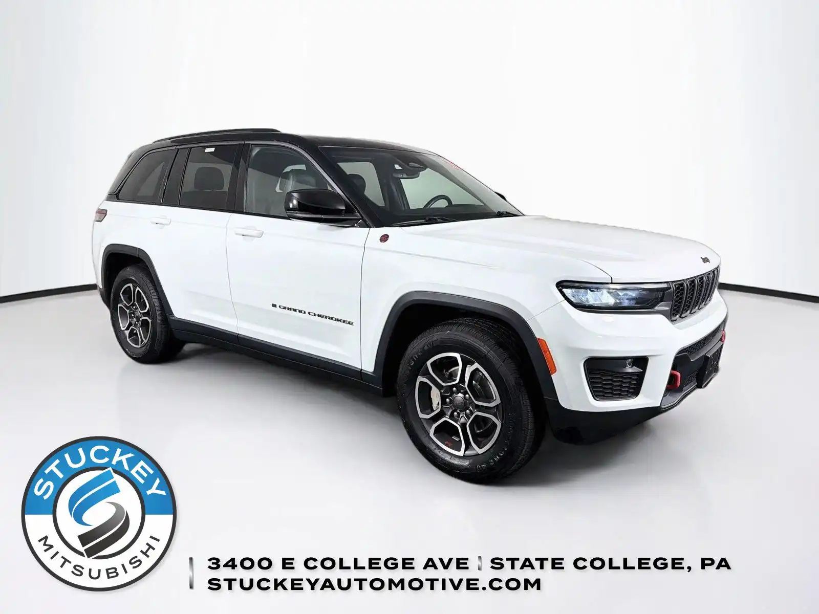 2022 Jeep Grand Cherokee Trailhawk 4WD's photo