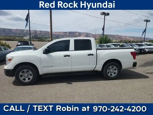 2019 Nissan Titan S 2WD Crew Cab's photo