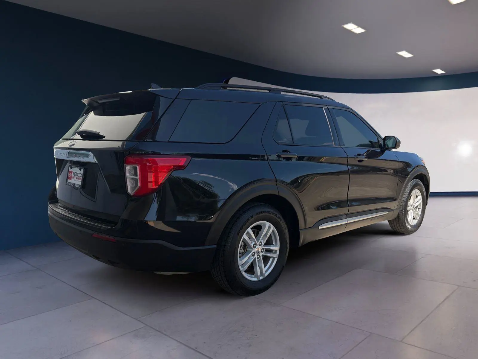 2024 Ford Explorer XLT RWD photo 5