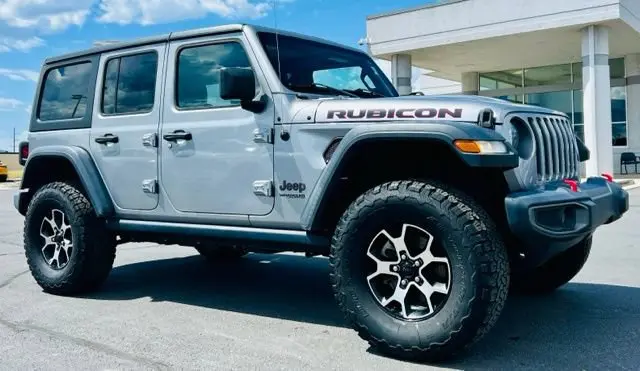 2020 Jeep Wrangler Rubicon photo 3