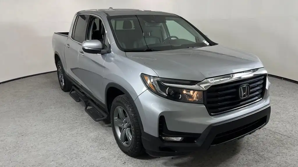 2023 Honda Ridgeline RTL AWD's photo