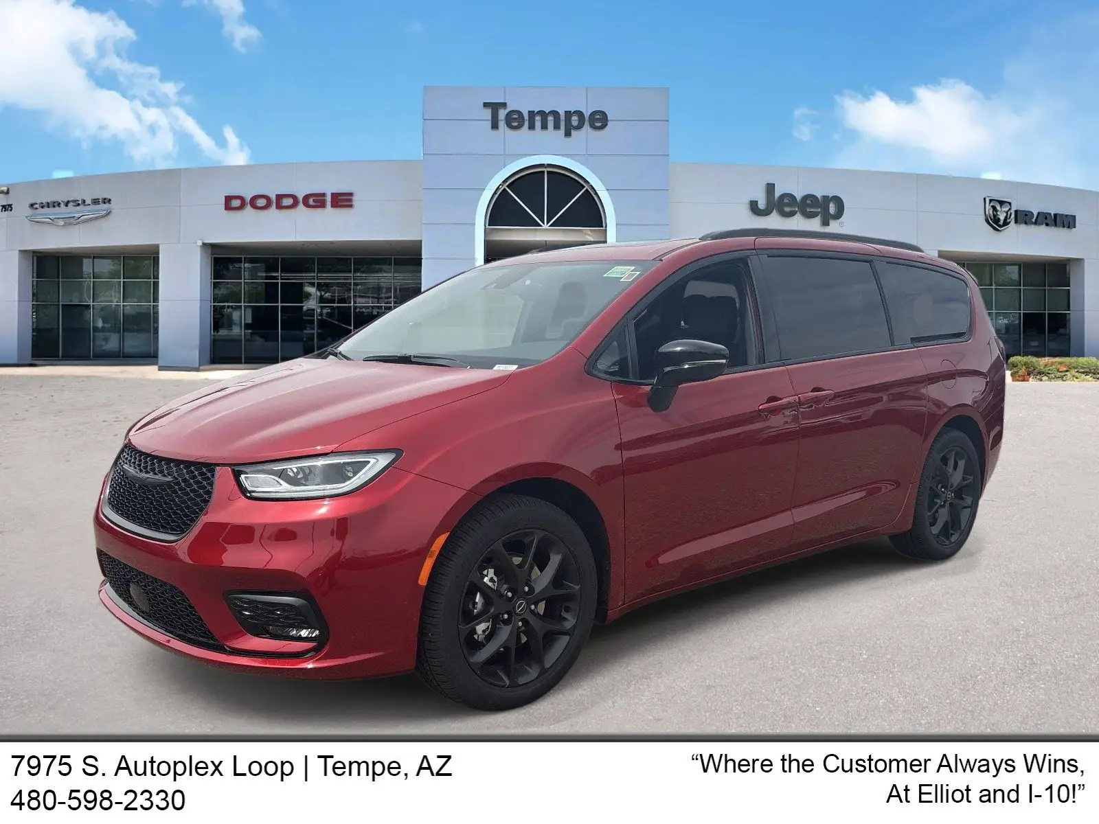 2026 Chrysler Pacifica Select photo 1