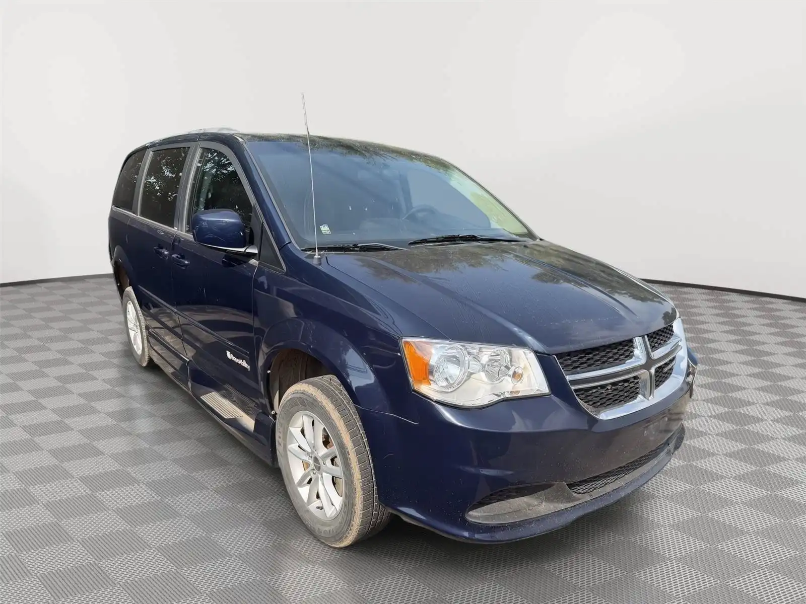 2014 Dodge Grand Caravan SXT's photo