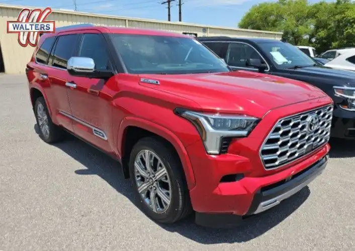 2026 Toyota Sequoia Capstone 4WD i-FORCE MAX Hybrid's photo