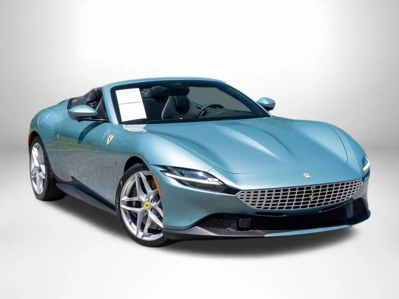 2024 Ferrari Roma Spider's photo