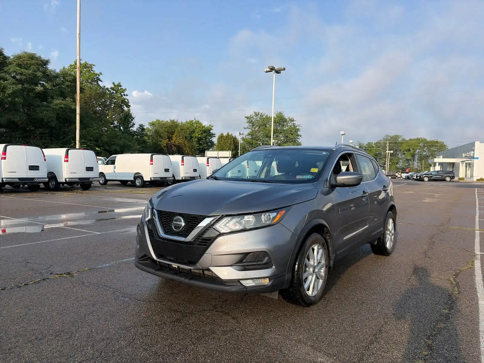 2022 Nissan Rogue Sport SV AWD's photo