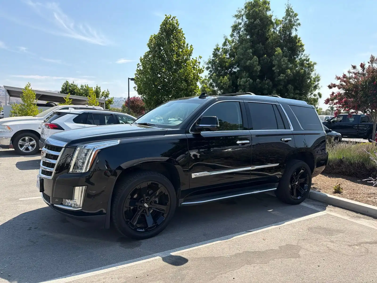 2018 Cadillac Escalade AWD Luxury's photo