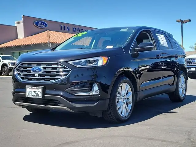 2022 Ford Edge Titanium AWD photo 5